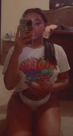 OnlyFans cuenta miahmayo09 header 2