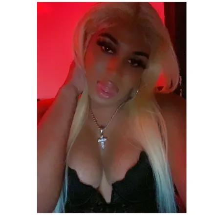 OnlyFans cuenta leah2pretty header 2