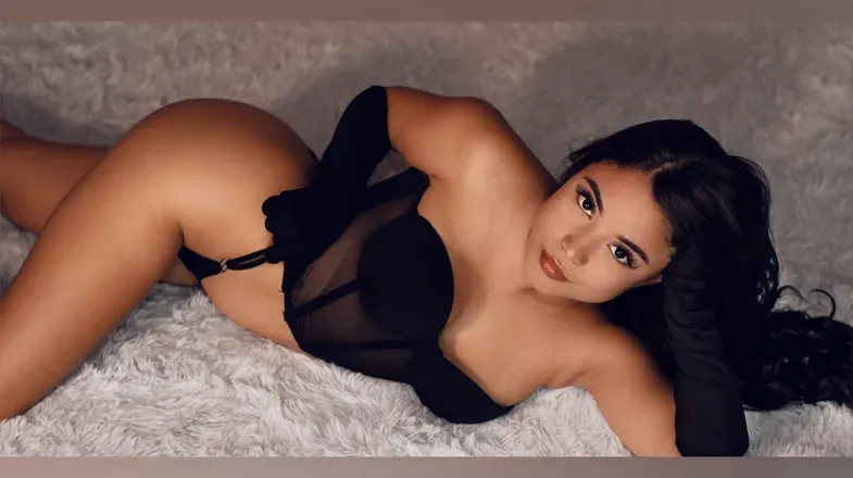 OnlyFans cuenta lia_nova header 2