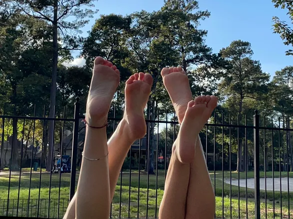 OnlyFans cuenta scarlettandsage header 2