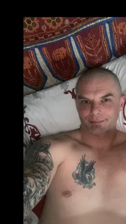 OnlyFans cuenta swisstony79 header 2