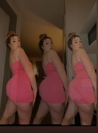 OnlyFans cuenta meggbby header 2