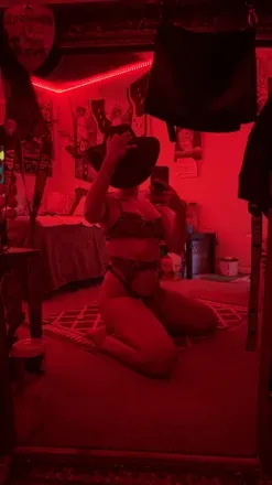 OnlyFans account  krissy962 header 2