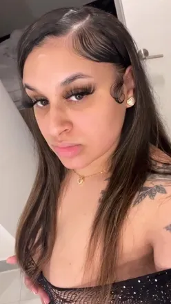 OnlyFans account  phattypeaches avatar 1