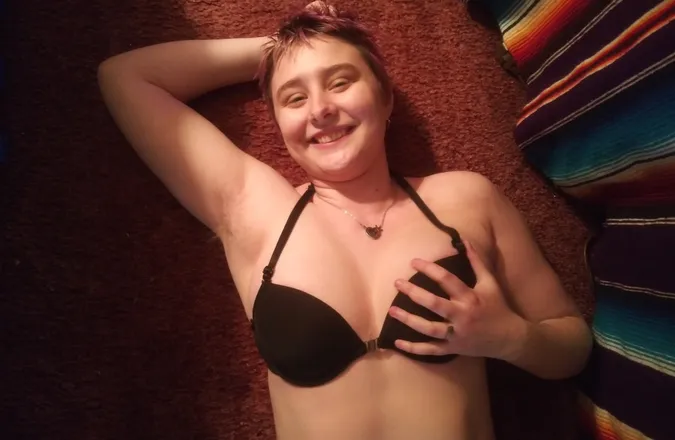 OnlyFans account  honey_ncream header 2