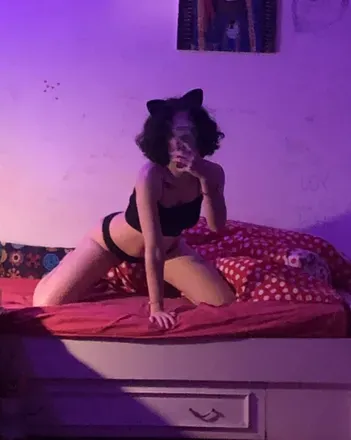 OnlyFans cuenta badgurltati header 2