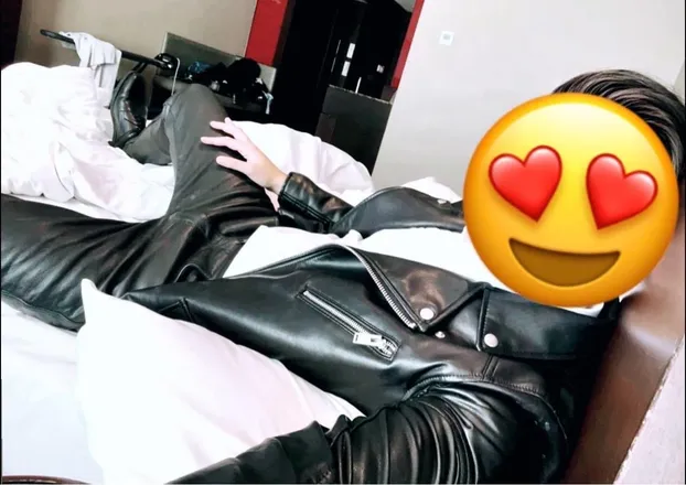 OnlyFans account  adamhaiqal221 header 2