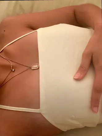 OnlyFans cuenta petitelayev header 2