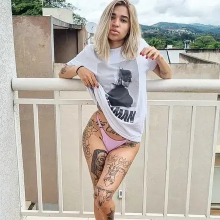 OnlyFans cuenta larabeatrizzzz avatar 1