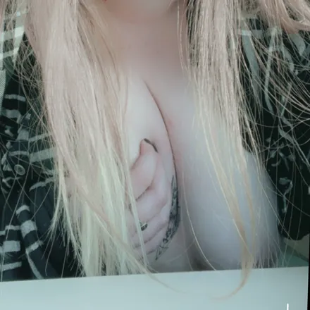 OnlyFans cuenta emiliemmy header 2