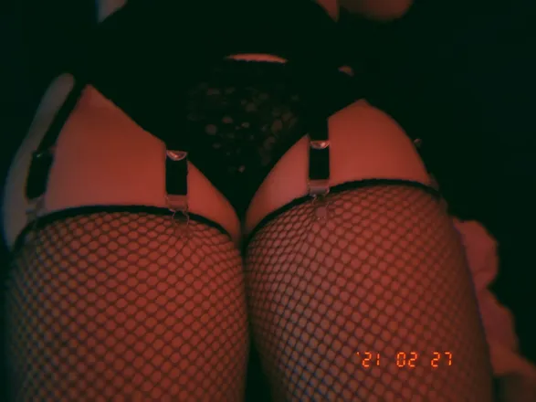 OnlyFans cuenta xkiwikush header 2