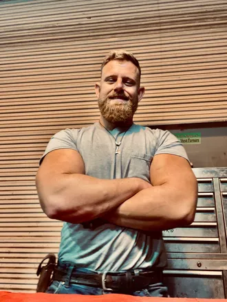 OnlyFans cuenta v10-bull header 2
