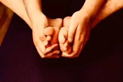 OnlyFans cuenta footbarefoot header 2