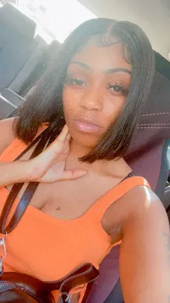 OnlyFans cuenta lovee_00 header 2