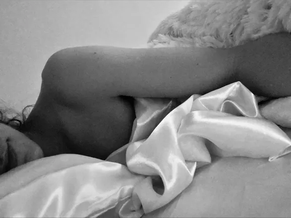 OnlyFans cuenta ariababydoll header 2