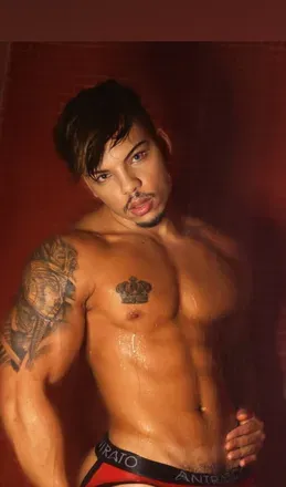 OnlyFans of vinnyroyofficial