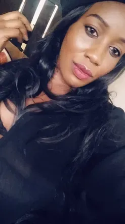 OnlyFans cuenta curvkenyan avatar 1