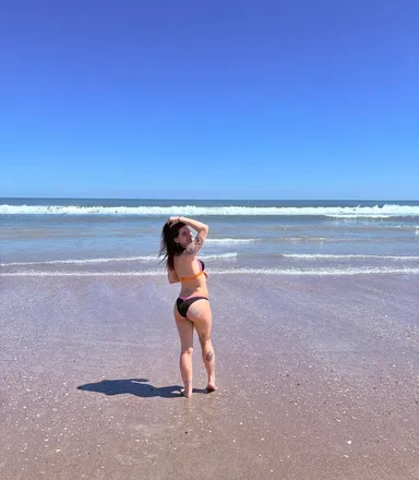 OnlyFans cuenta petitewithcheeks2 header 2