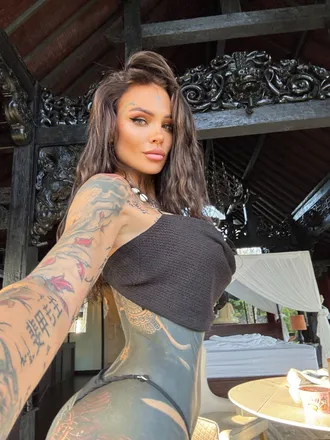OnlyFans account  krasivchik_ksusha header 2