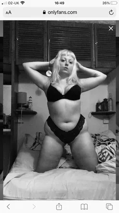 OnlyFans cuenta orcina header 2