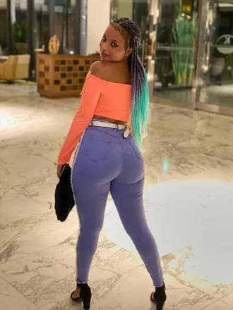 OnlyFans cuenta u215817100 header 2