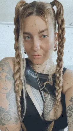 OnlyFans cuenta space_lily avatar 1