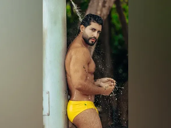 OnlyFans account  andresmilan header 2