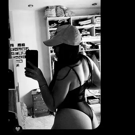 OnlyFans cuenta cursedbitch01 avatar 1