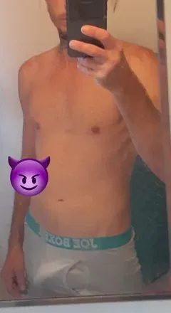 OnlyFans cuenta piercedtongue4209 avatar 1
