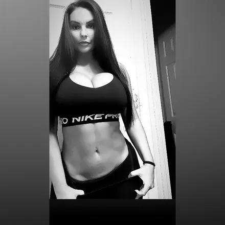 OnlyFans cuenta dr.lakyn header 2
