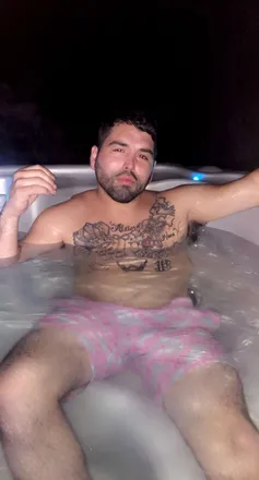 OnlyFans account  luxurydates header 2