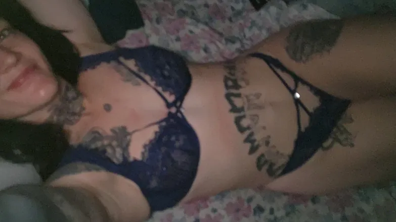 OnlyFans account  titee90 header 1