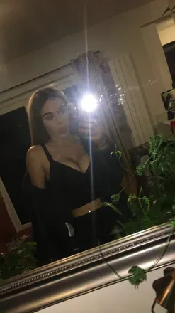 OnlyFans cuenta chloevand001 avatar 1