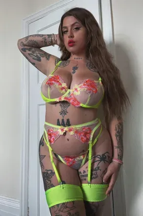 OnlyFans cuenta mazcrystal avatar 1