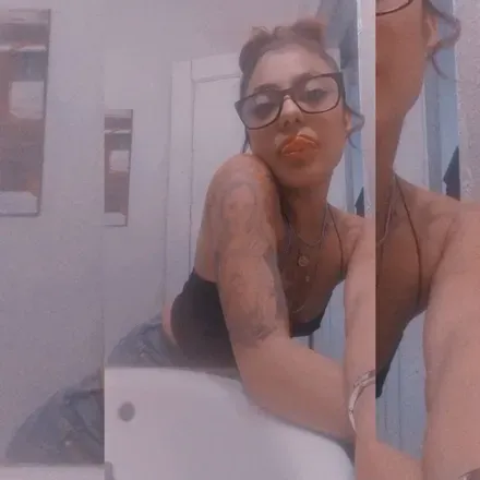OnlyFans account  sssuzannesummers avatar 1
