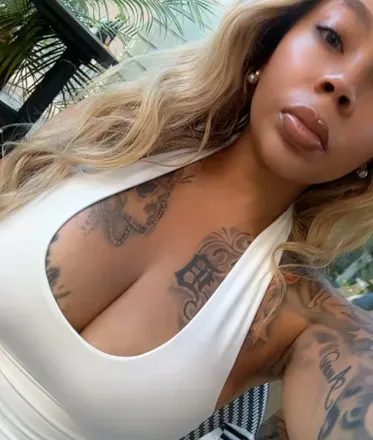 OnlyFans account  lishastackz avatar 1