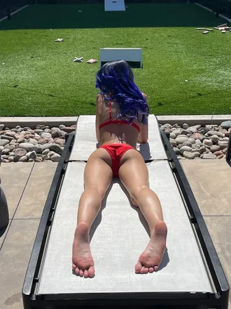 OnlyFans cuenta petitestoner_sara header 2