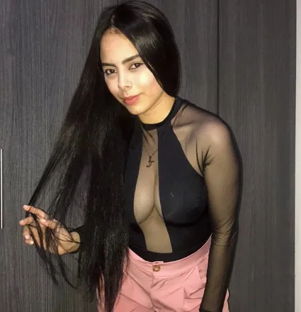 OnlyFans cuenta julianarojas8 header 2