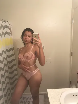 OnlyFans cuenta giathegoat header 2