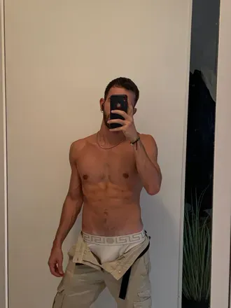 OnlyFans cuenta italiantop30 header 2