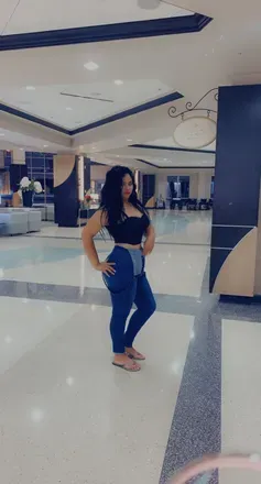 OnlyFans cuenta vickycordovamuak1988 header 2