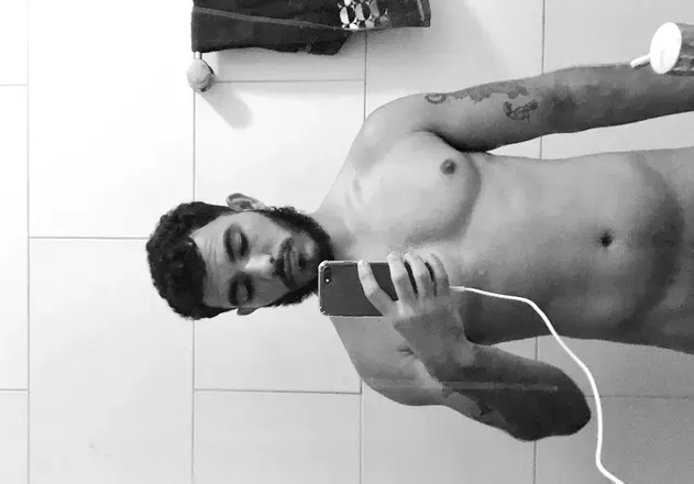 OnlyFans cuenta caslluxxx header 2