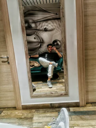 OnlyFans cuenta valentintufeanu header 2
