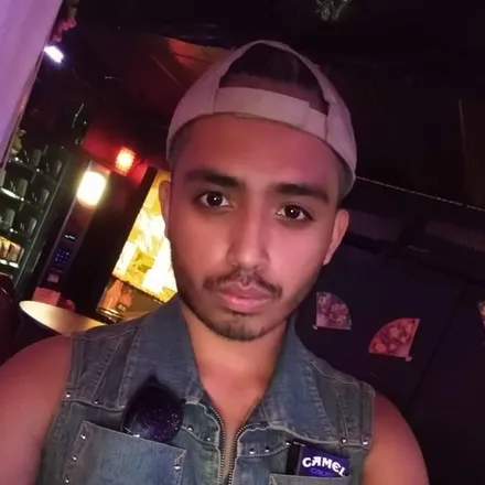OnlyFans cuenta cyrus_d23 header 2