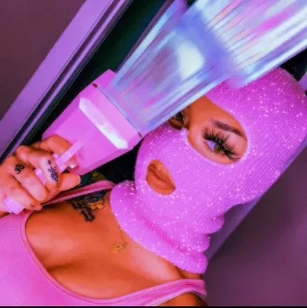 OnlyFans cuenta sannaiss header 2