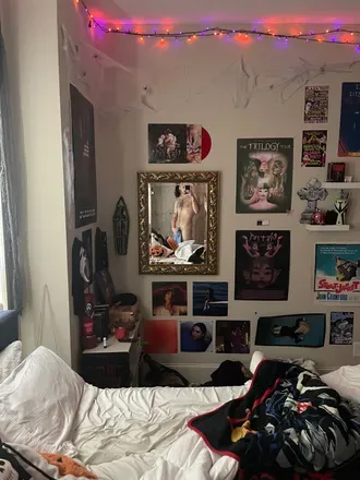 OnlyFans account  charlielouis222 header 2