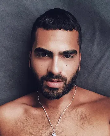 OnlyFans cuenta aryashirazi header 2