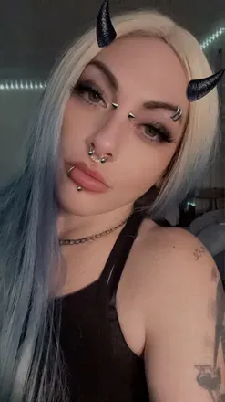 OnlyFans cuenta fangfoxx avatar 1
