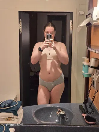 OnlyFans cuenta kitten-kiwi avatar 1