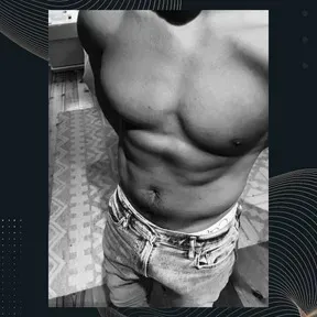 OnlyFans cuenta mrlightskinpov avatar 1